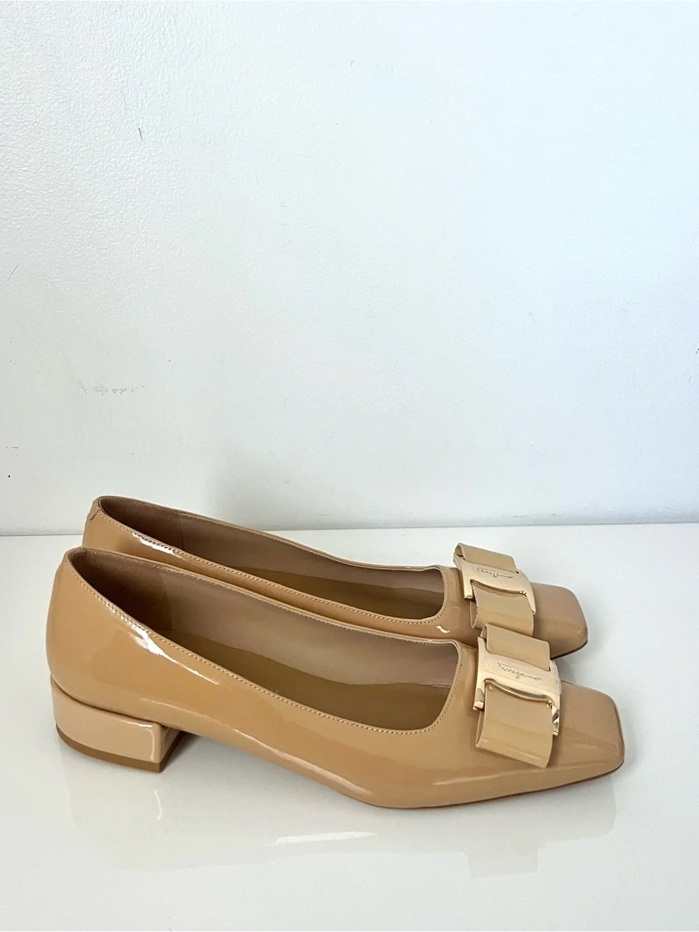 Ferragamo Vera Nude Beige Patent Block Heel Pumps with Decorative Buckle Size 38